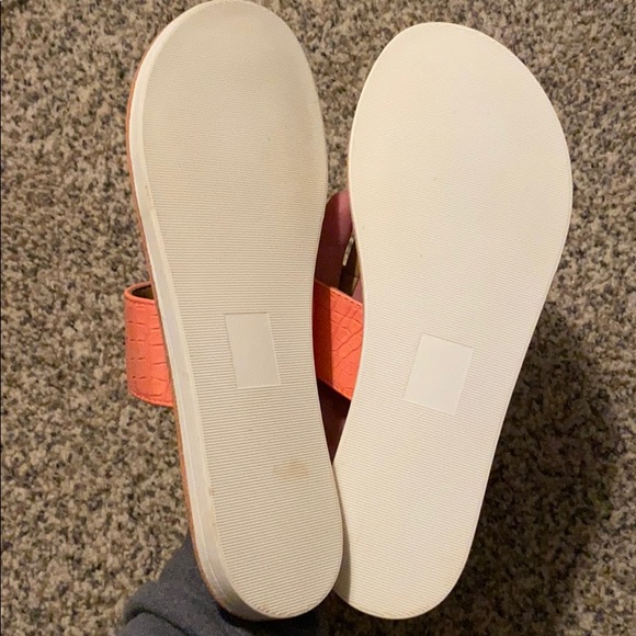 Maurices sandals - Picture 2 of 4